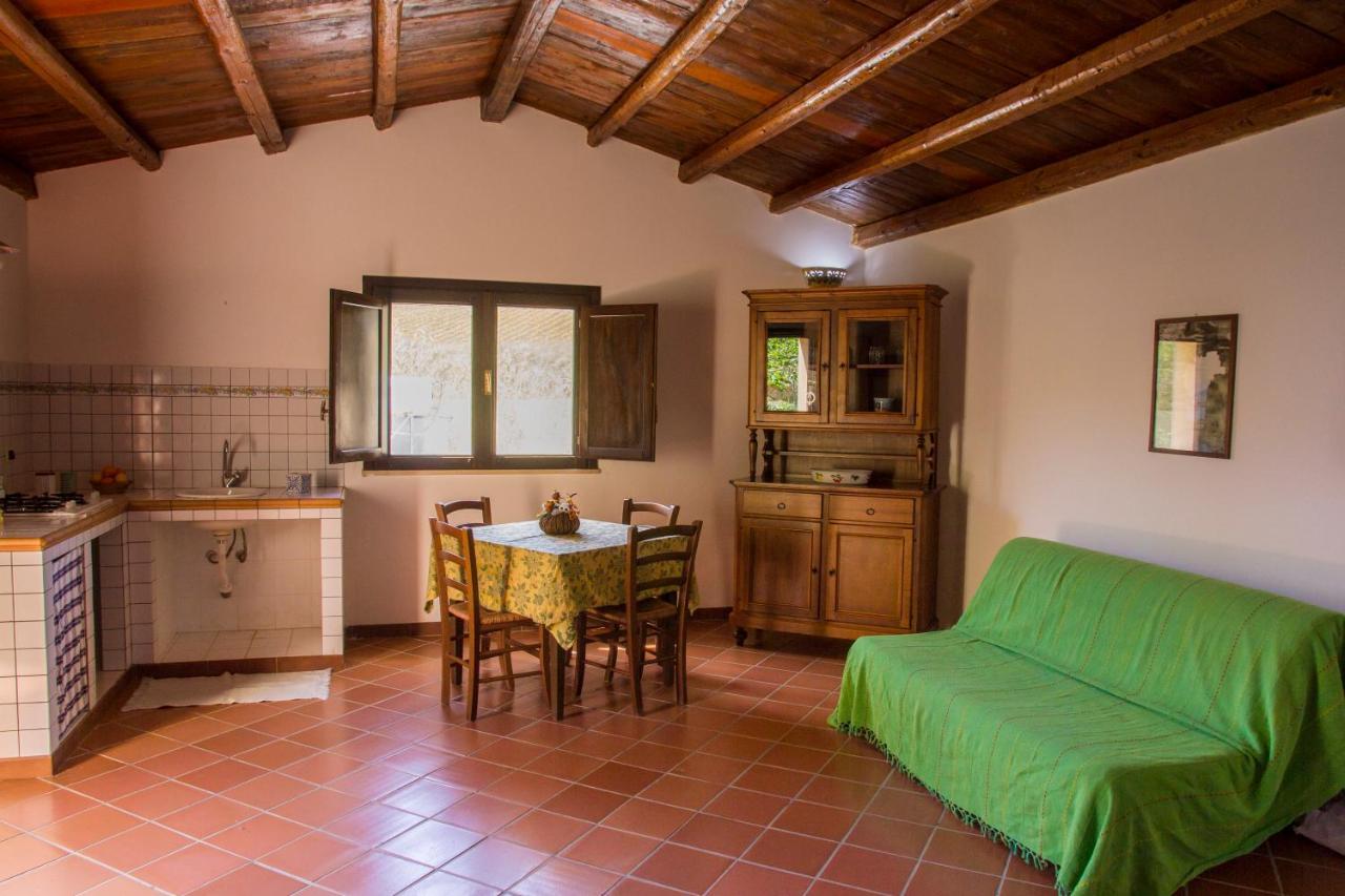 Agriturismo Tarantola Alcamo Eksteriør billede