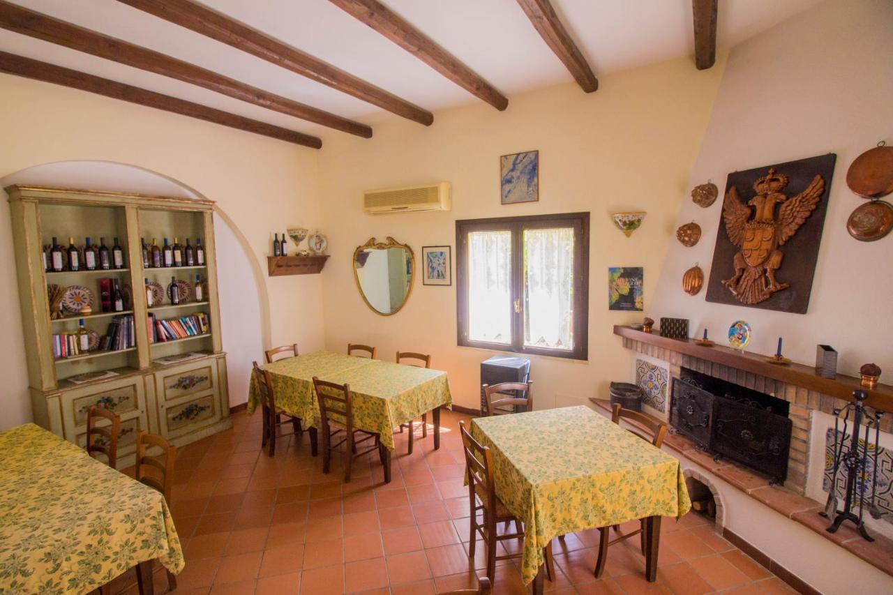 Agriturismo Tarantola Alcamo Eksteriør billede