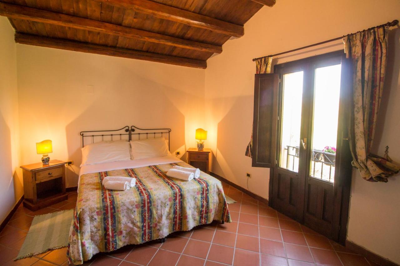 Agriturismo Tarantola Villa Alcamo Eksteriør billede