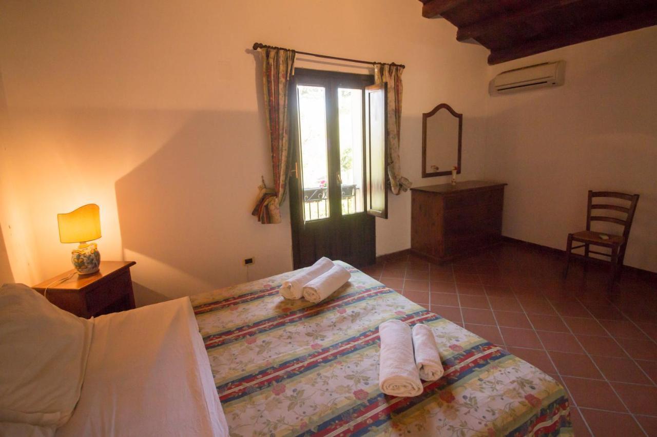 Agriturismo Tarantola Villa Alcamo Eksteriør billede